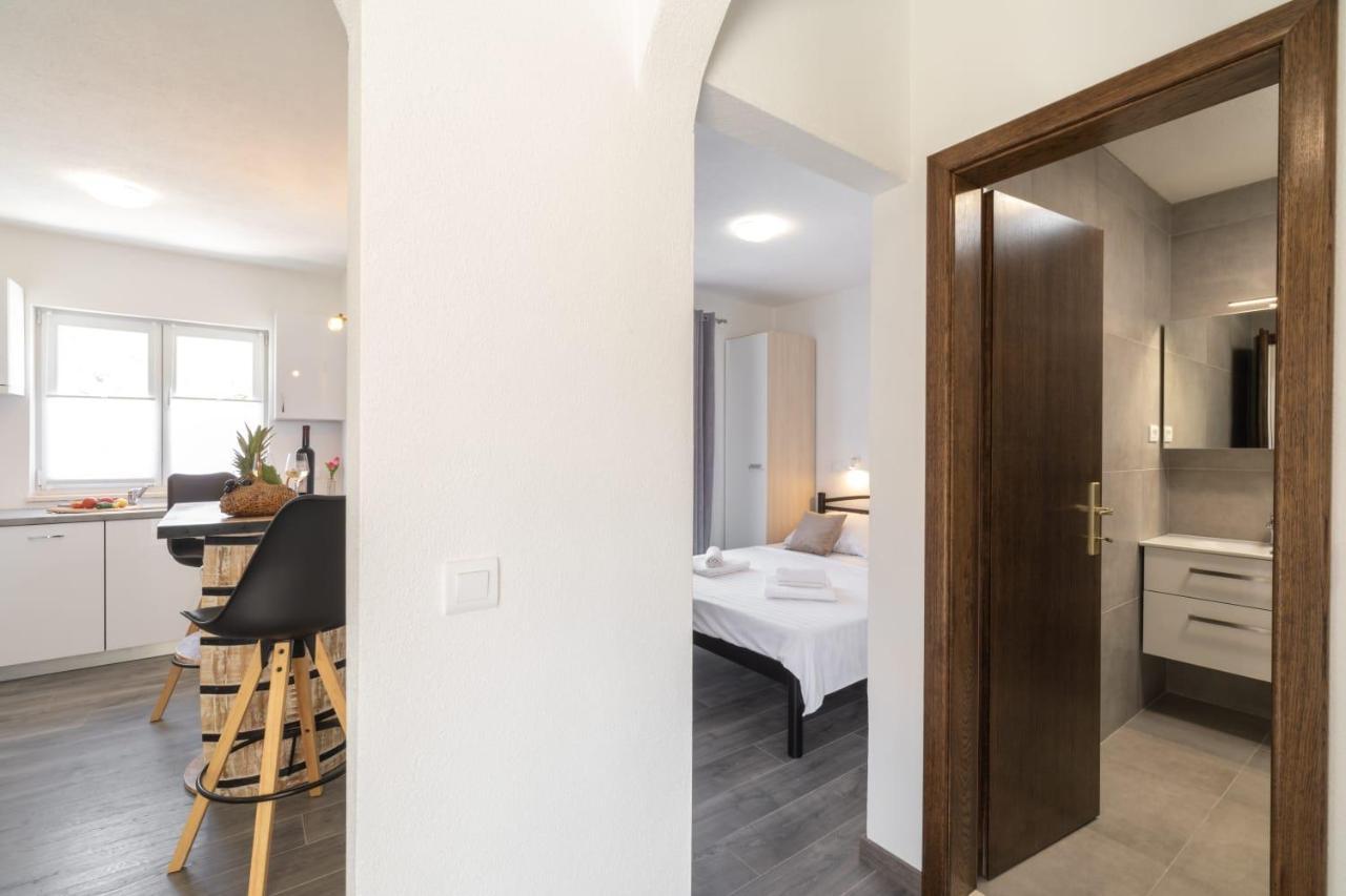 Maloa One Bedroom Apartment Smokvica  Kültér fotó